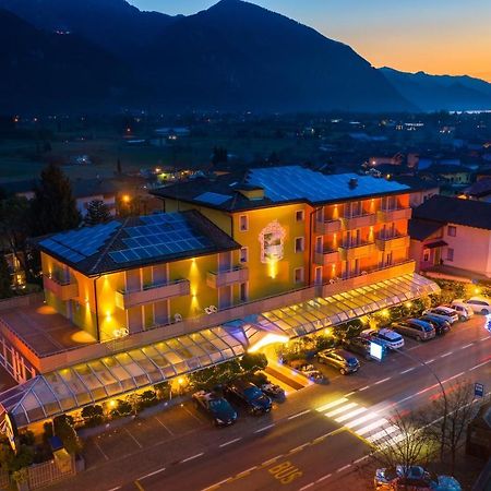 Hotel Castel Lodron Storo Exterior photo