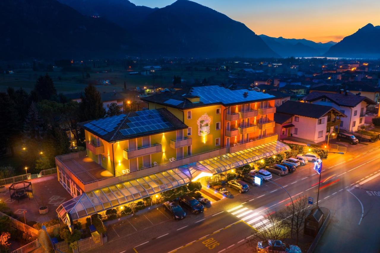 Hotel Castel Lodron Storo Exterior photo